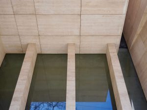 готель на вулиці Дорошенка